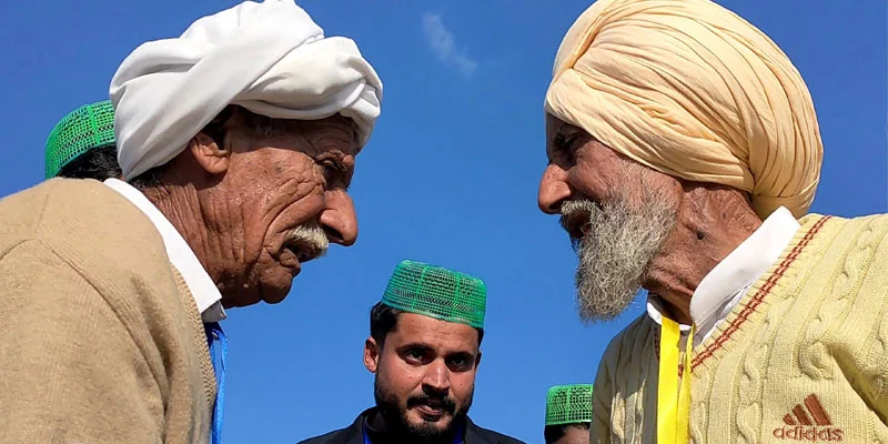 Photographs show Pakistani and Indian siblings reuniting 75 years after partition