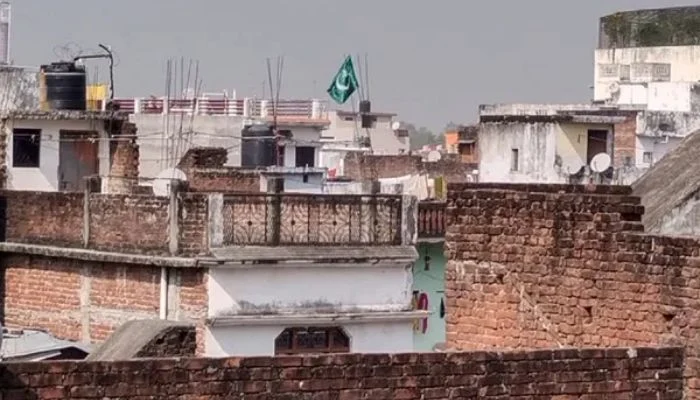 In India, a man was detained for hoisting the Pakistan flag at his home