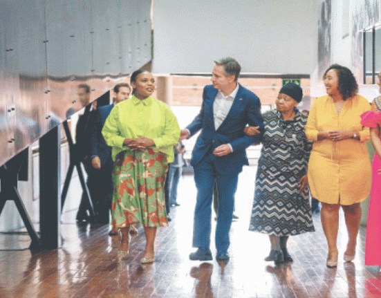 At the beginning of their African tour, Blinken pays tribute to the Soweto Uprising