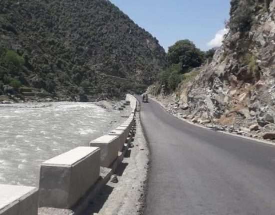 Bahrain-kalam Road in Swat Valley is now accessible to vehicles